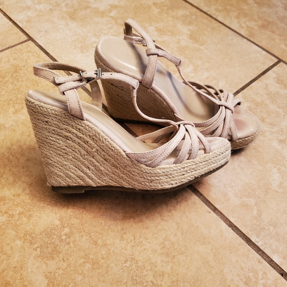 Collin Stuart cream Wedges Size 5